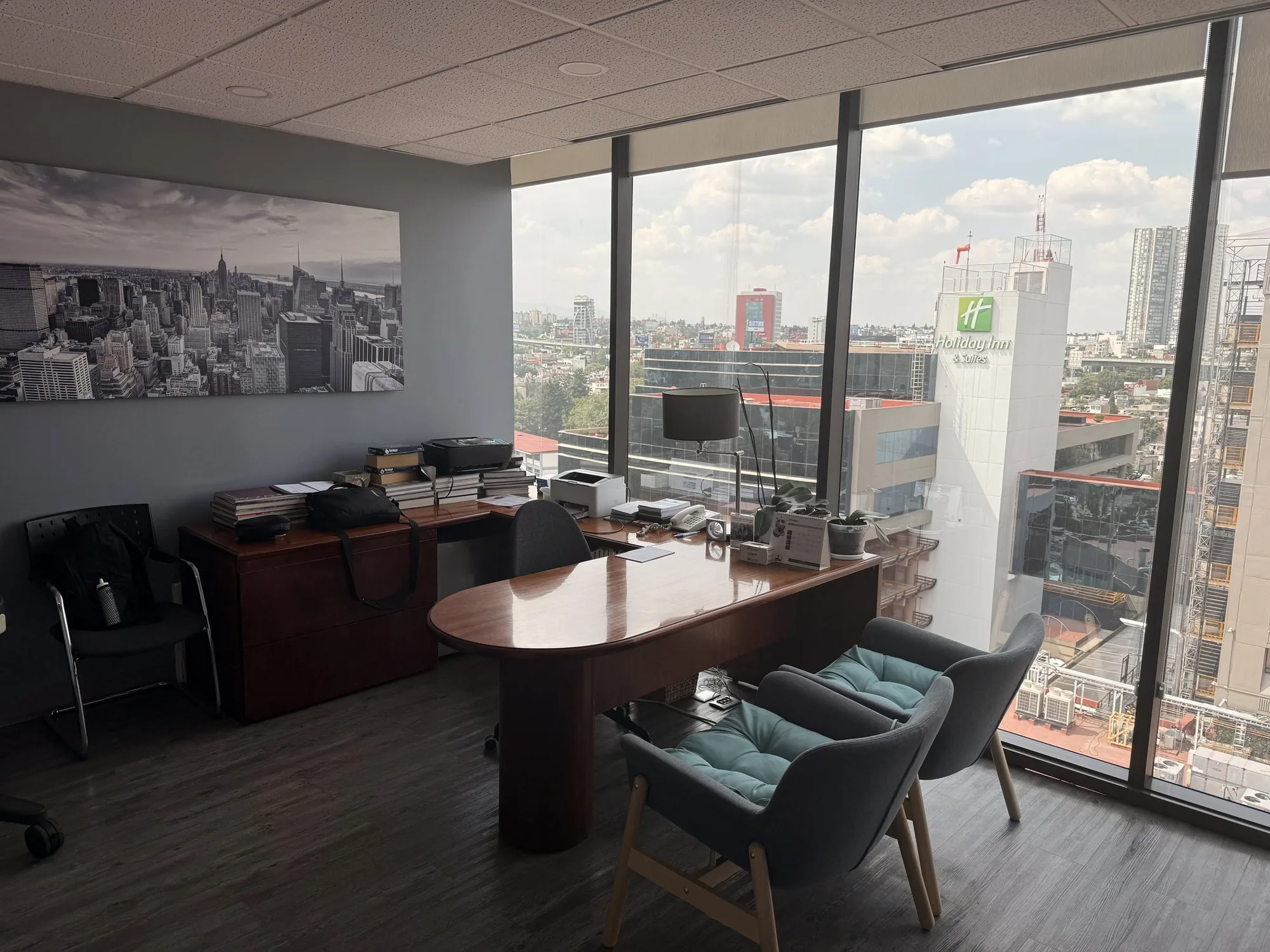 Consultorio del angiólogo Dr. Arzola en Médica Sur, Tlalpan, CDMX